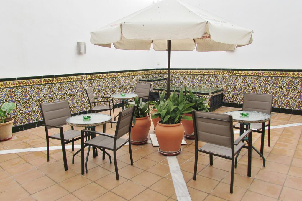 Apartamentos Turisticos Las Nieves Granada Bagian luar foto