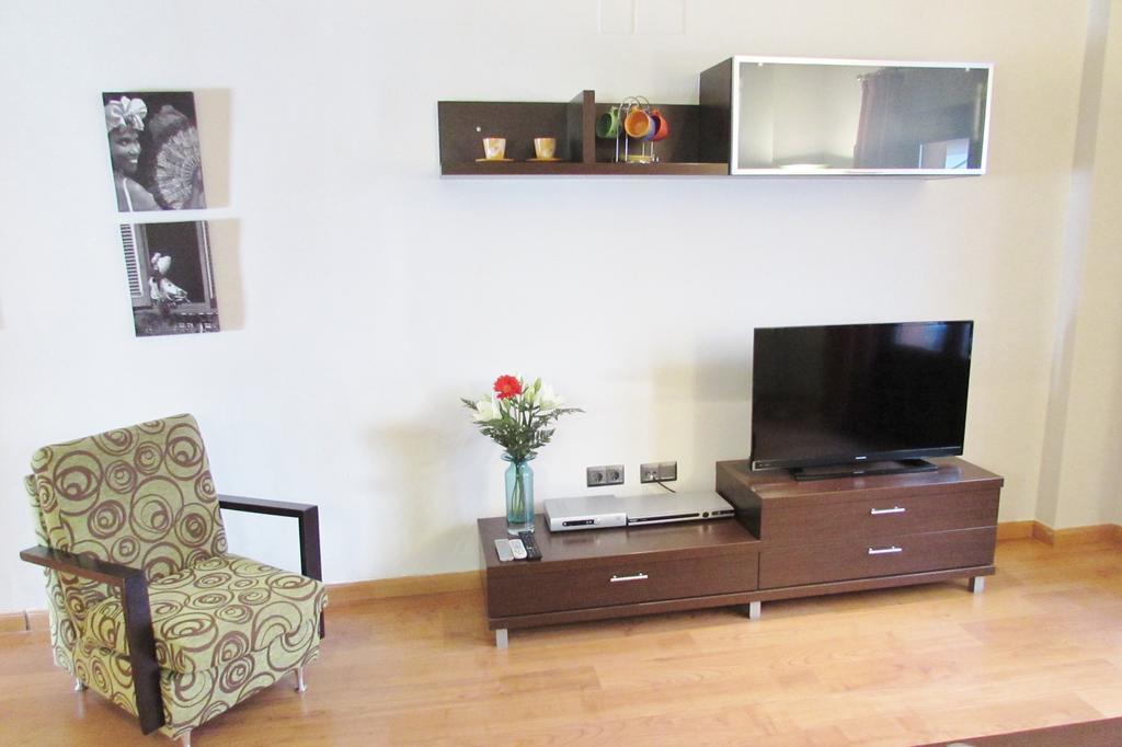 Apartamentos Turisticos Las Nieves Granada Bagian luar foto